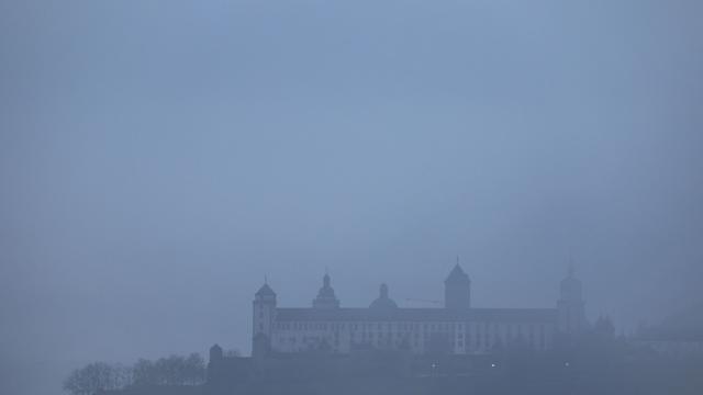 DWD-Wettermeldung: Nebel und Frost sorgen in Bayern für trüben Wochenstart