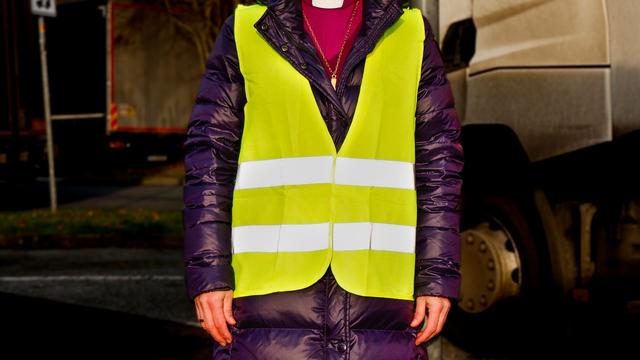 Geschenke für Fernfahrende: Weihnachtsaktion auf Rastplatz – Geschenke für Lkw-Fahrer