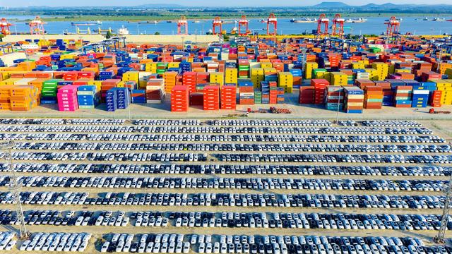 CAR-Institut: Experte: Deutsche Auto-Hersteller verlieren auch 2026