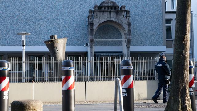 Sicherheit: Neue Poller an jüdischen Einrichtungen in Berlin