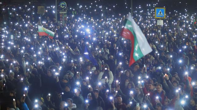 Achte Parlamentswahl seit 2021: Tausende demonstrieren in Bulgarien für faire Neuwahl
