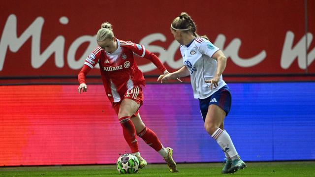 Frauen-Fußball: Bayern-Fußballerinnen gewinnen in Leverkusen
