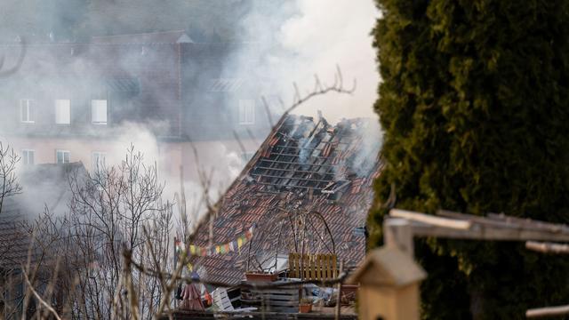 Brände: Brand in Mehrfamilienhaus – Sieben Verletzte in Furtwangen