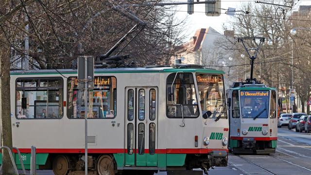 Barrierefreiheit: Endlich barrierefrei - Abschied von Tatrabahnen in Magdeburg