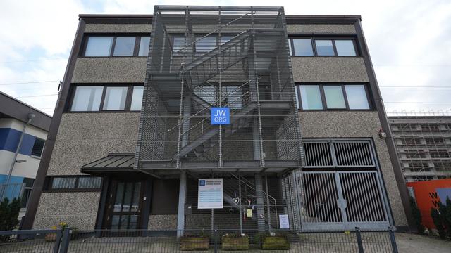 Königreichssaal: Nach Amoklauf: Zeugen Jehovas renovieren ihr Gemeindezentrum