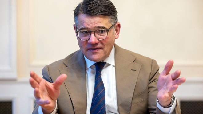 Fernsehen: Boris Rhein: Tod Kockischs großer Verlust für Kulturszene | DIE  ZEIT