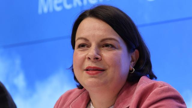 Arbeit an Weihnachten: Sozialministerin dankt für Einsatz an Feiertagen