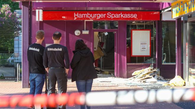 Kriminalität: Geldautomaten geraten häufig in das Visier von Kriminellen. (Archivbild)