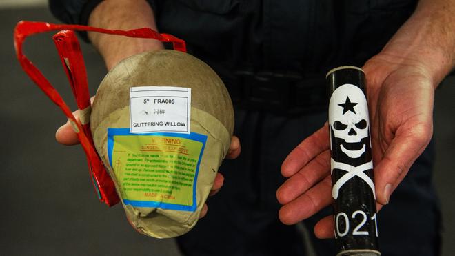 Silvester: Illegale Feuerwerkskörper können schwere oder sogar tödliche Verletzungen verursachen (Archivbild).