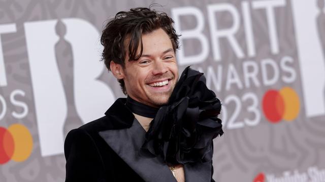Leute: Harry Styles heizt mit neuem Musikclip Fan-Spekulationen an