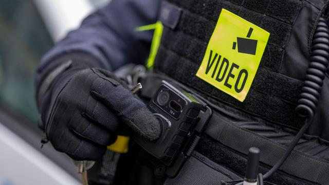 Sicherheit: Kurz vor Silvester: 3.000 Bodycams für Polizei und Feuerwehr