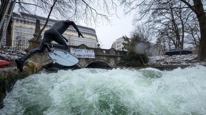 München: Ein kleines (kurzes) Weihnachtswunder: Die Welle war wieder da.