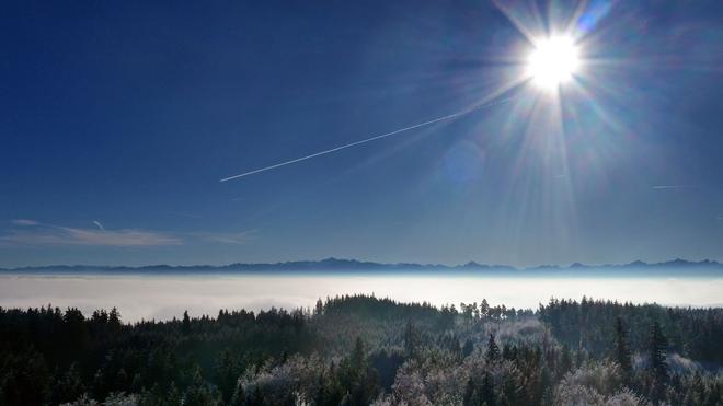 Deutscher Wetterdienst: Laut einer vorläufigen Auswertung des DWD geht 2025 als eines der fünf sonnigsten Jahre seit 1951 in die Bilanz ein. (Archivbild)