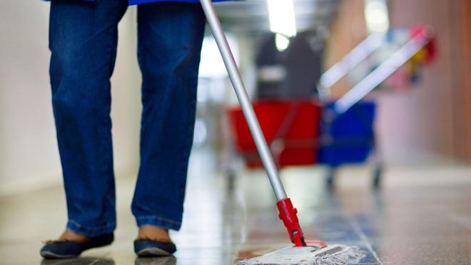 Schwarzarbeit: 11 Prozent der Haushalte in Deutschland beschäftigen laut IW eine Haushaltshilfe. (Symbolfoto)