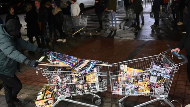 Silvester: In den Niederlanden soll ab 2026/2027 privates Böllern verboten werden. (Archivbild)