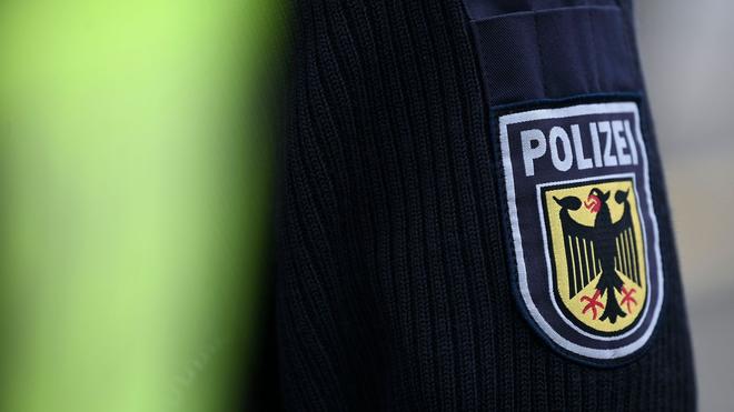 Feuerwerk: An der Grenze zu Polen hat die Bundespolizei erneut etliche junge Männer mit illegalem Feuerwerk erwischt. (Symbolbild)