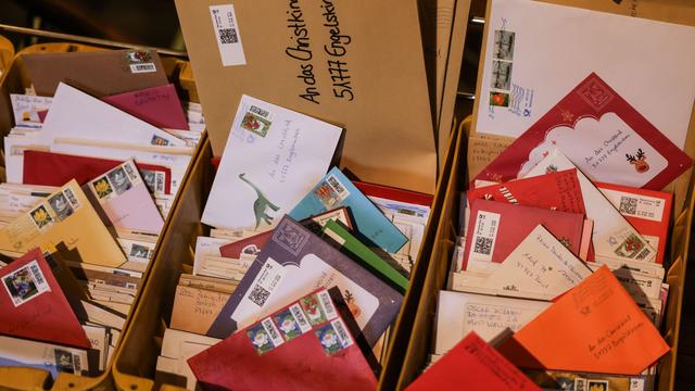 Engelskirchen und Himmelpfort: Weihnachtspost: Kinder wünschen sich Spielzeug und Frieden