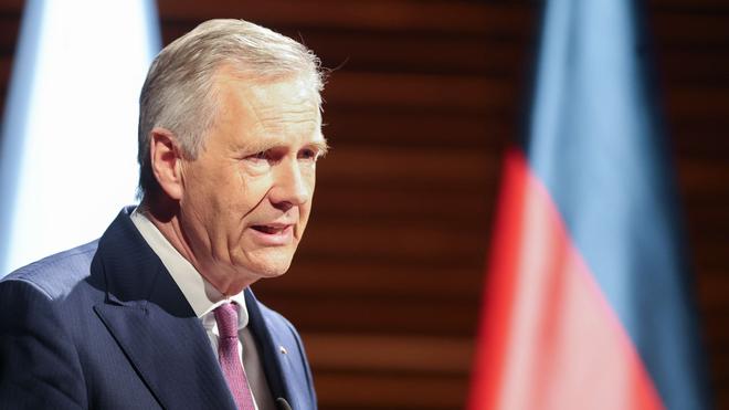 Scharfe Kritik: So kann es nicht weitergehen, meint Christian Wulff mit Blick auf die Regierung Merz. (Archivbild)