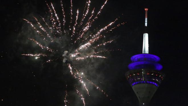 Jahreswechsel: In der Silvesternacht sind in Nordrhein-Westfalen 22 Polizistinnen und Polizisten leicht verletzt worden. (Symbolbild)