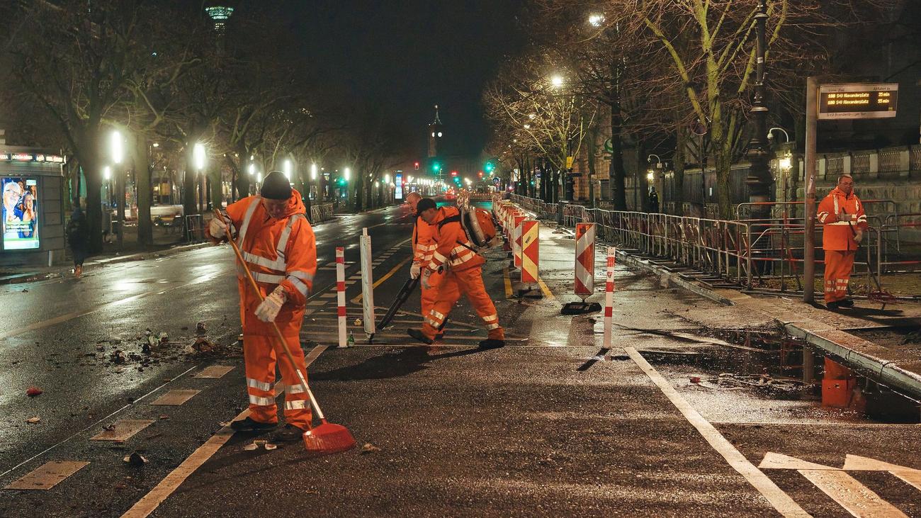 Berliner Stadtreinigung: Nach Silvester: Das große Aufräumen hat begonnen