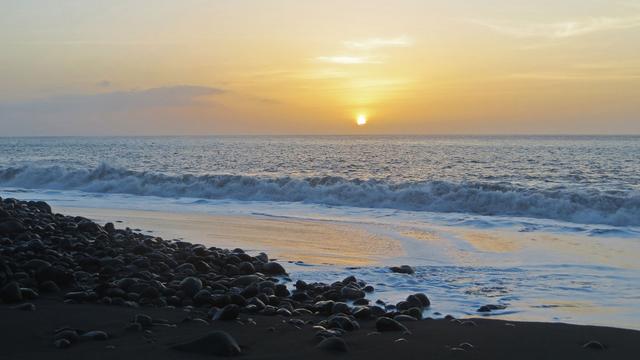Dreifachmord: Ermittlungen nach Tod von Familie auf Kap Verde dauern an