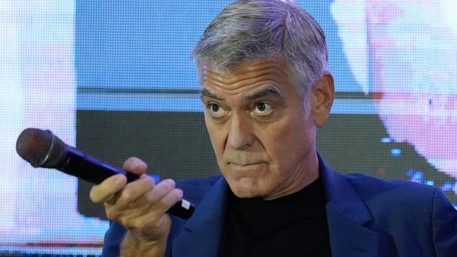 Schauspieler versus Präsident: Hollywoodstar George Clooney ist nicht um eine Antwort verlegen, wenn der US-Präsident gegen ihn schießt. (Archivbild)
