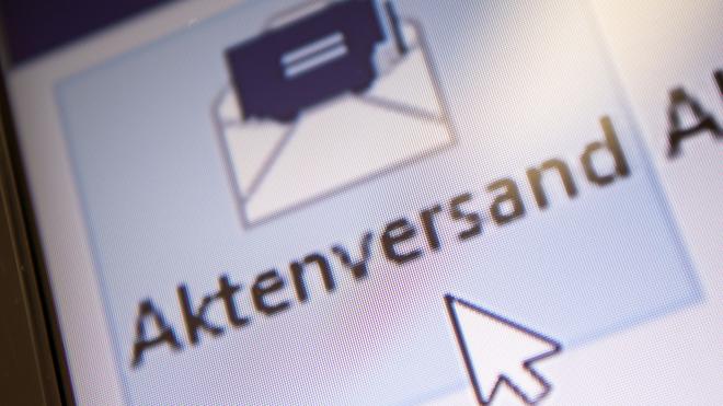 Justiz: Seit Anfang des Jahres nutzen nach Angaben der Justizbehörde alle Gerichte und Staatsanwaltschaften in Hamburg die elektronische Akte. (Symbolbild)