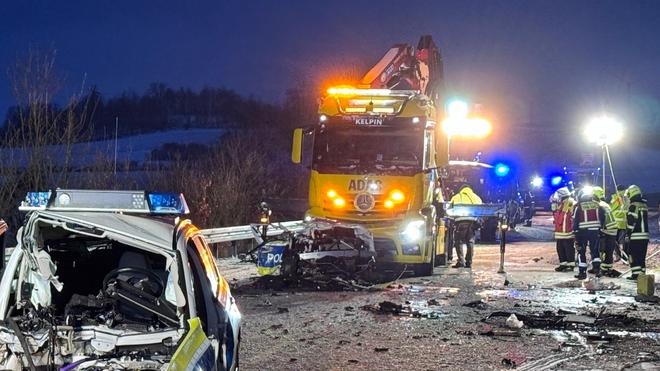 Laufende Ermittlungen: Zahlreiche Einsatzkräfte waren vor Ort.