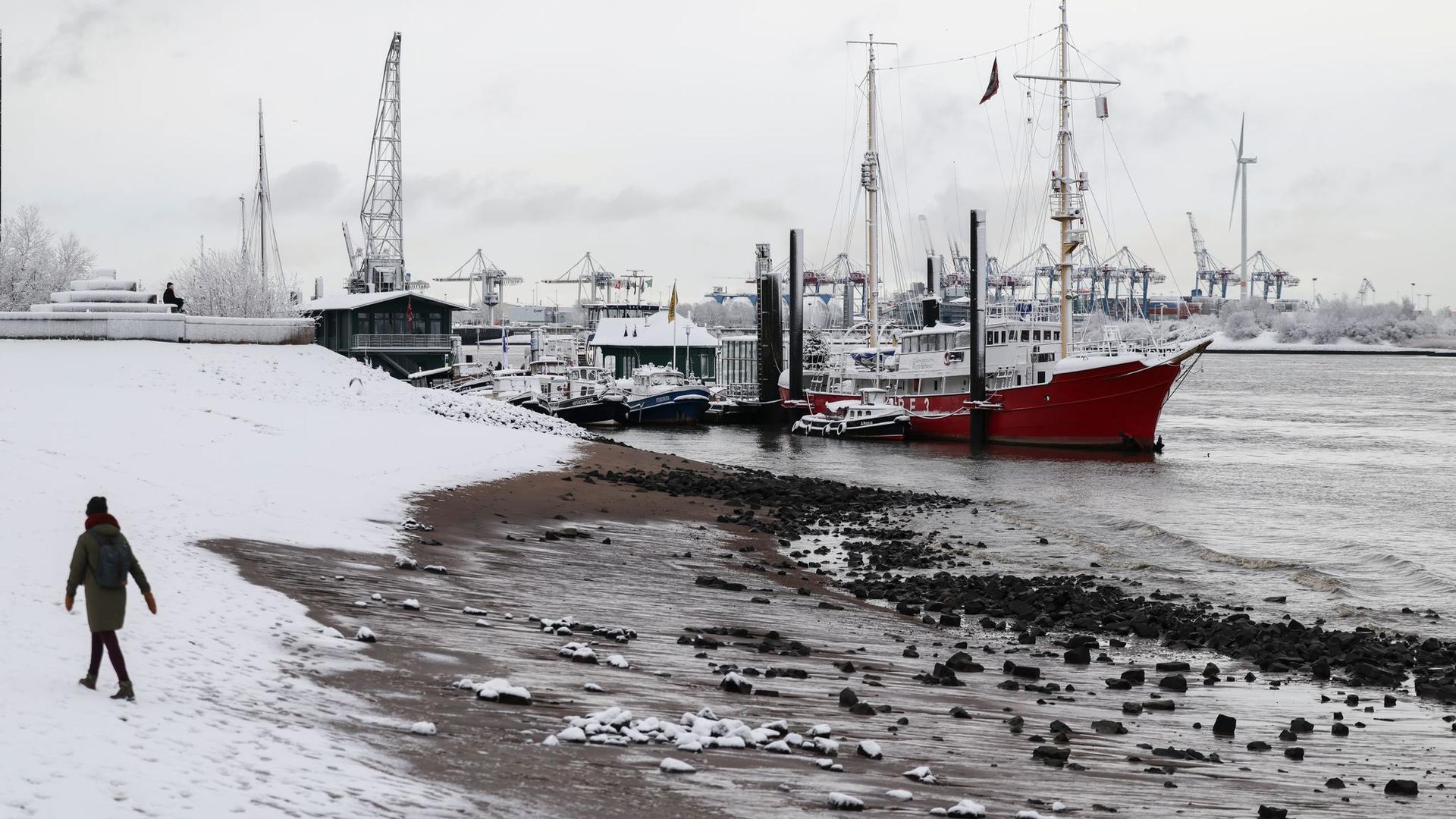 Winter im Norden: Schnee, Frost und Sturm in Hamburg und Schleswig-Holstein