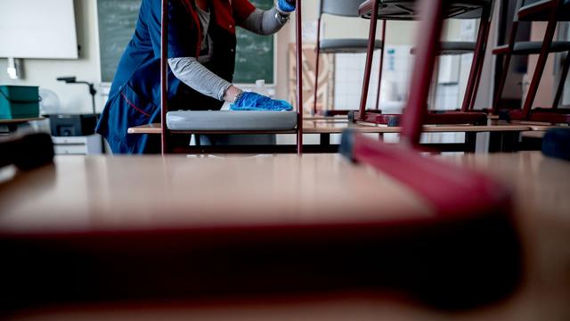 Putzen für 15 Euro die Stunde: Neuer Mindestlohn für rund 12.000 Gebäudereiniger in MV