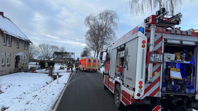 Feuerwehreinsatz: Defekte Heizung setzt Gas frei – Drei Verletzte in Lemgo