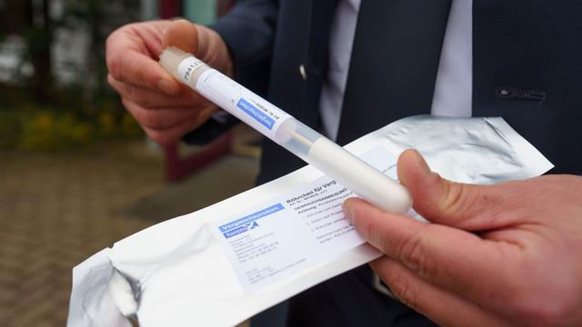 Kriminalität: Kind missbraucht - 2.000 Männer sollen DNA-Probe abgeben