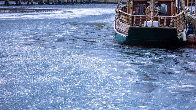 Winterwetter: Schifffahrtsamt warnt vor Eisbildung entlang der Ostseeküste