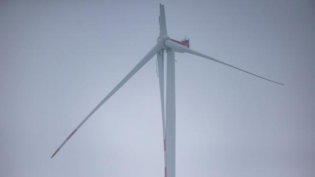 Autobahn-Sperrung: A44 gesperrt - Windrad-Flügel könnte abfallen