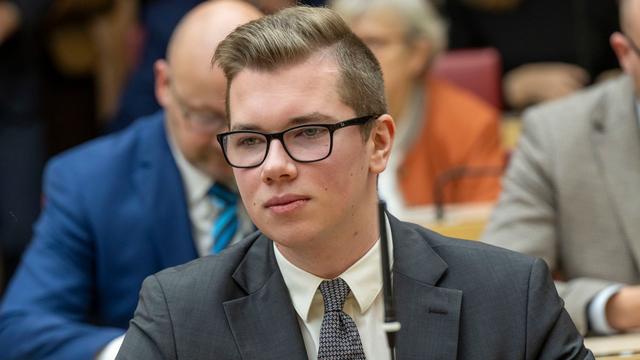 Umstrittener AfD-Politiker: AfD-Abgeordneter Halemba wegen Volksverhetzung vor Gericht