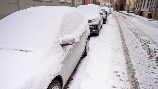 Schulbetrieb im Winter: Auch bei Eis und Schnee: Schulen grundsätzlich geöffnet