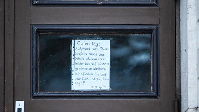 Brandanschlag: Schulen bleiben trotz Stromwiederherstellung geschlossen