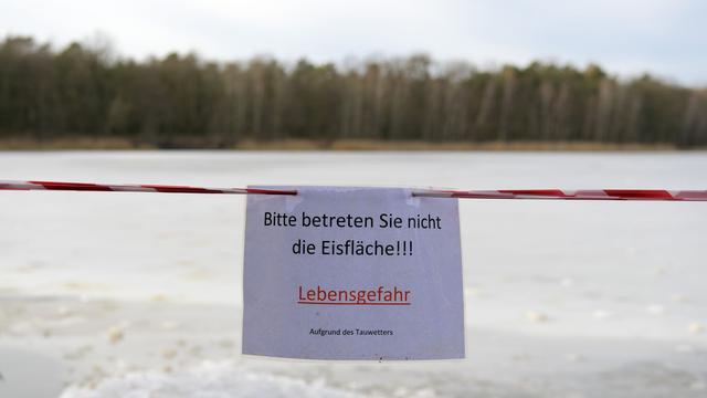 Vorsicht, nicht betreten: Städte warnen vor zugefrorenen Gewässern