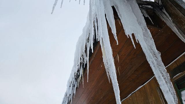 Wetter: Warm einpacken – Klirrende Kälte im Südosten erwartet