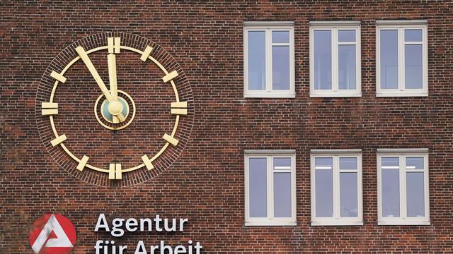 Arbeitsmarkt: Zahl der Arbeitslosen in Hamburg leicht gefallen