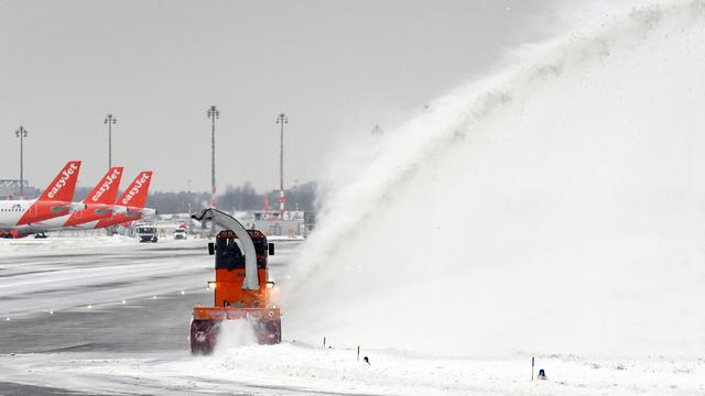 Schnee: BER rüstet sich für Wintereinbruch – Verspätungen drohen