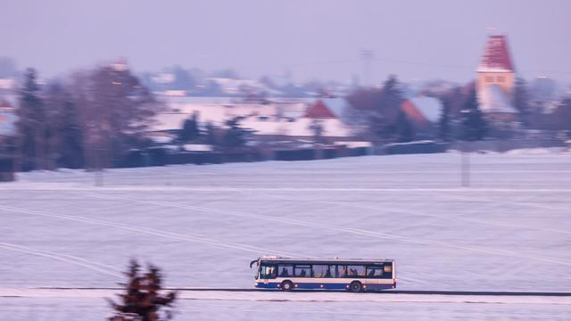 Winterwetter: Schnee in Sachsen – Schulen entscheiden über Schließung