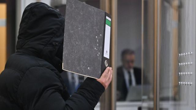 Terrorprozess: Syrer wegen IS-Verbrechen in Düsseldorf vor Gericht
