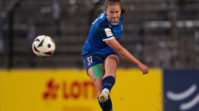 Frauen-Fußball: Kapitänin Emilie Bernhardt wechselt von Potsdam nach Bern. (Archivbild)