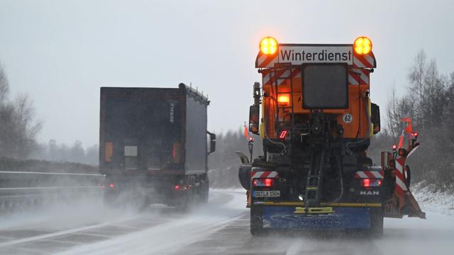Sturmtief Elli: Winterdienste auf Autobahnen sehen sich vorbereitet