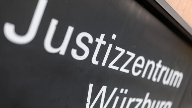 Kriminalität: Partnerin aus Eifersucht getötet? Angeklagter schweigt