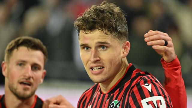 Trainingslager: Sorge um Rückflug: Hannover 96 siegt in der Türkei