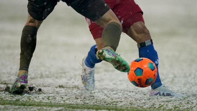 Sturmtief Elli und der Fußball: Absagen, Tickets, Kleidung: Bundesliga im Wetter-Stress