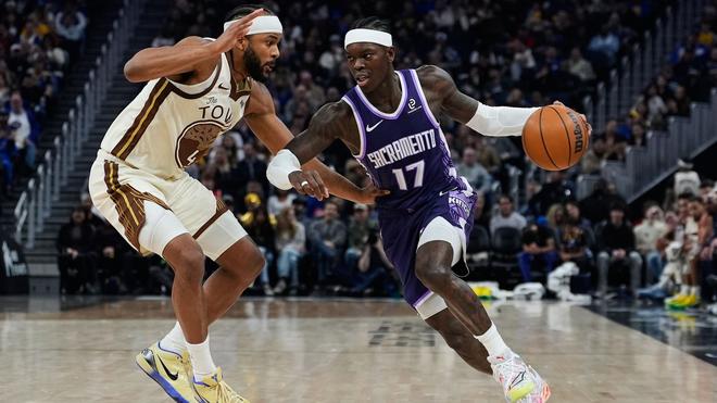 Basketball: Dennis Schröder (r.) kam auf 15 Punkte.