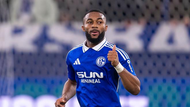 Schnee und Eis: Moussa Sylla traf im Test gegen Osnabrück. (Archivbild)